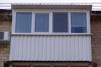 Балкон с зависимой крышей