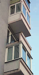 Остекление балконов пластиком